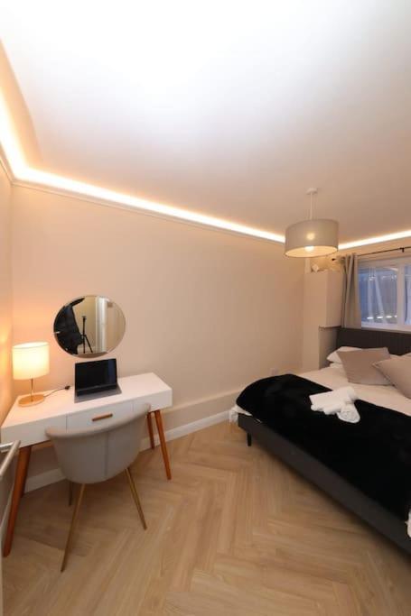 Riverside Serviced Apartments Londres Exterior foto